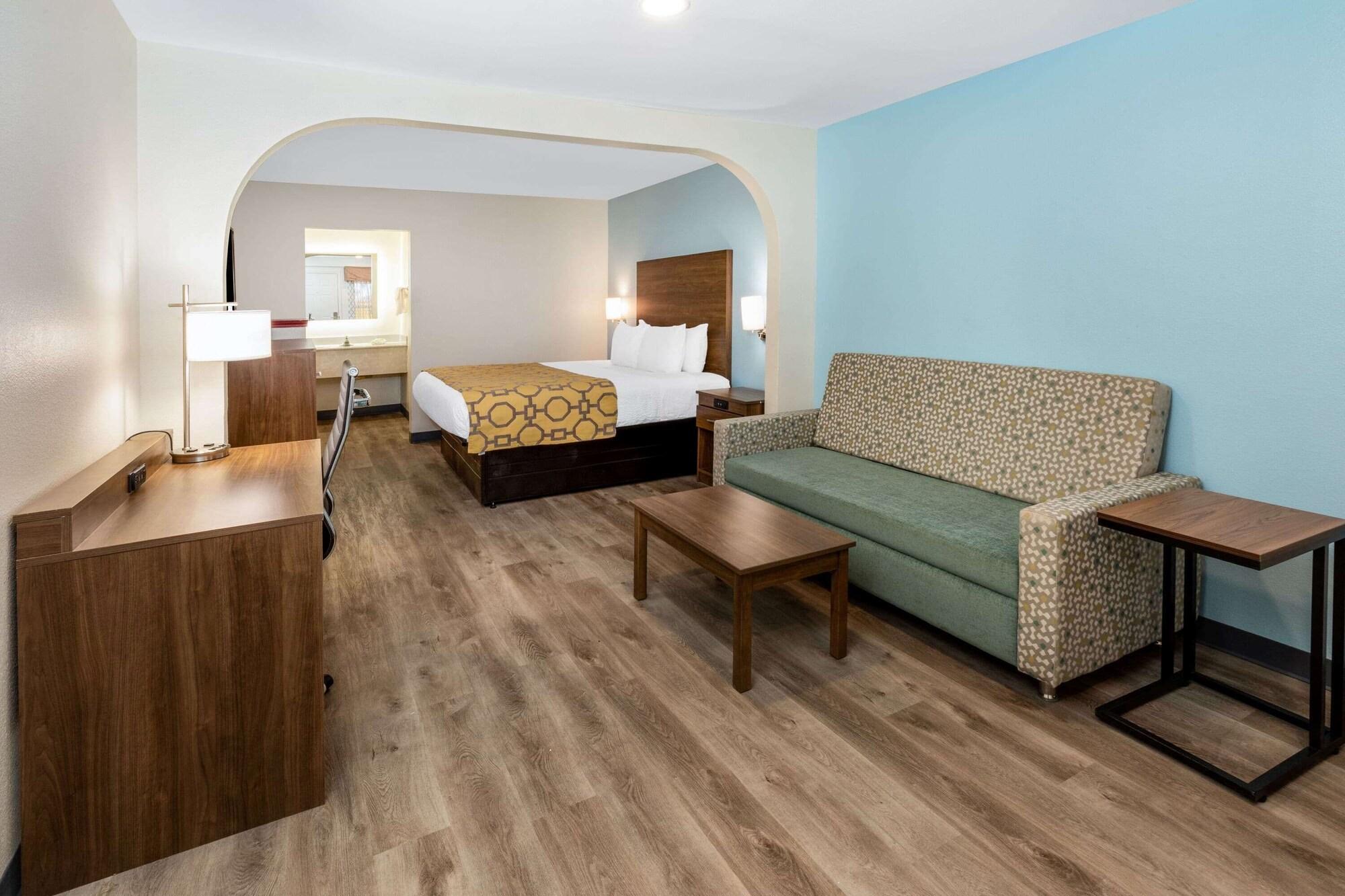 Baymont By Wyndham Biloxi - Ocean Springs Motel Exterior photo